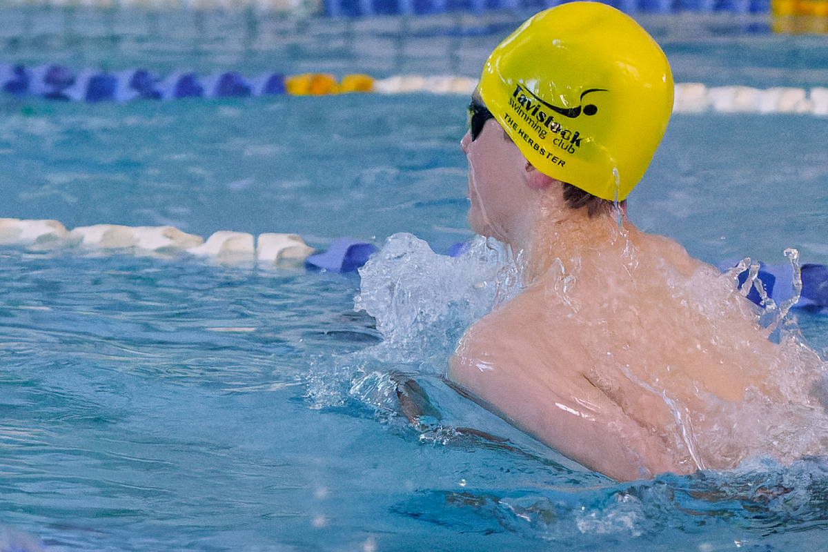 swimmer doing breaststroke